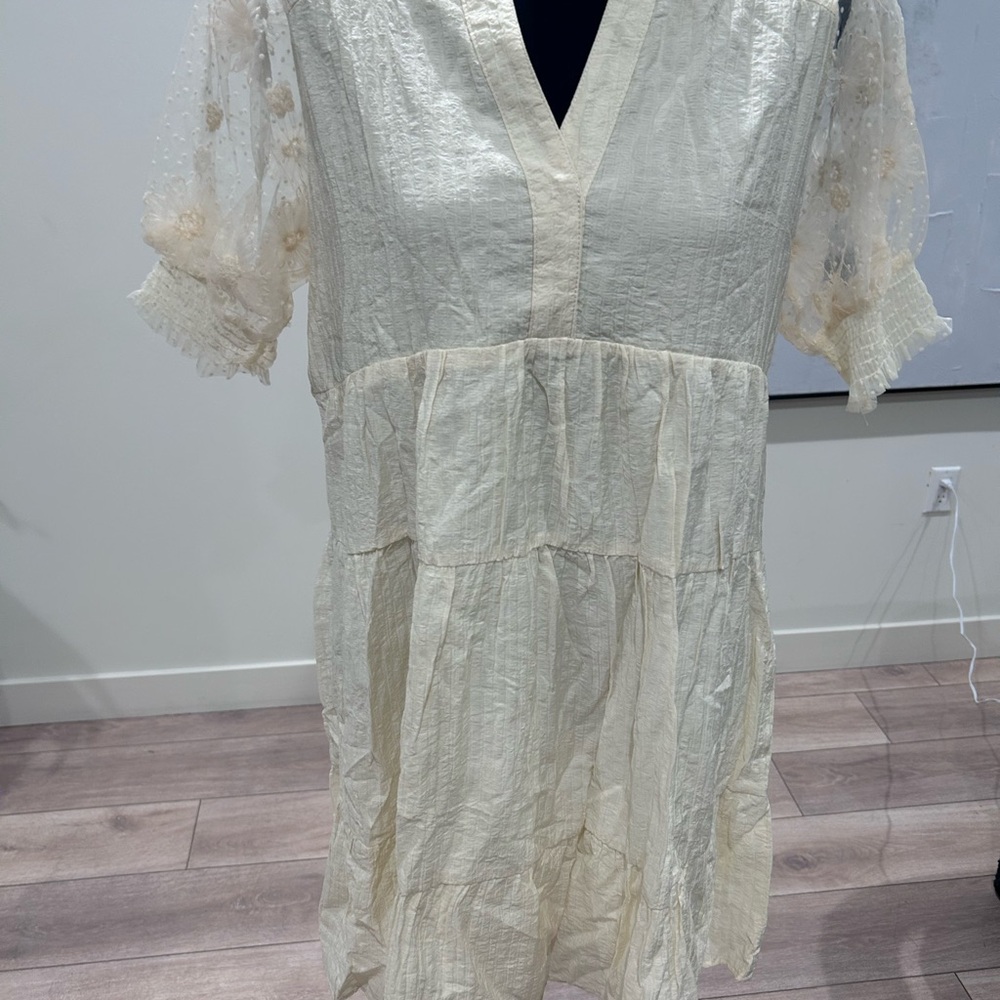 Umgee Textured Cream Blouse